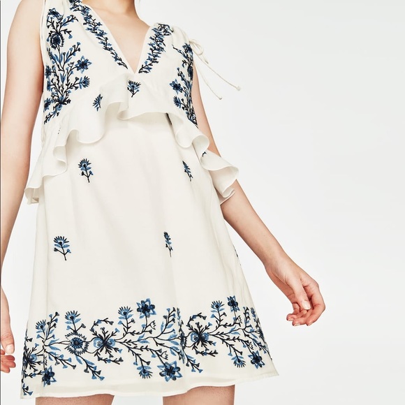 Zara Dresses Keeping Zara White Floral Embroidered Mini Dress